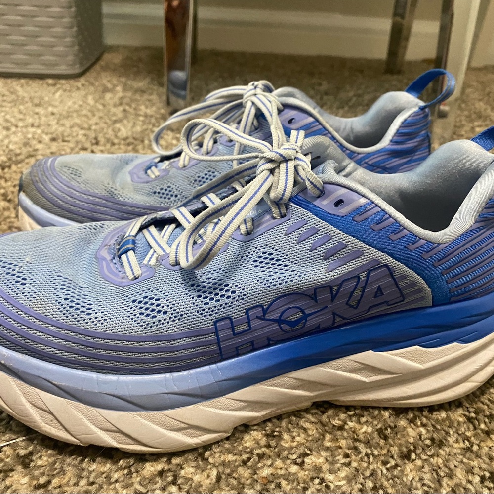 Women’s Hoka one one - Picture 1 of 5